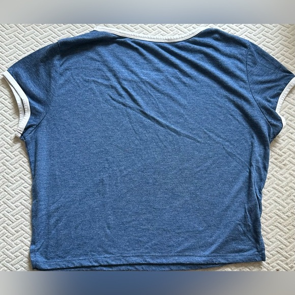 NYC Tee - Picture 2 of 3